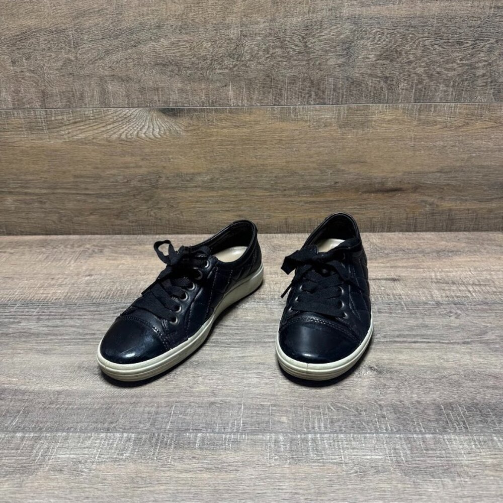 Ecco Soft 7 Black Leather Quilted Cap Toe Sneakers Women's Size EU 35